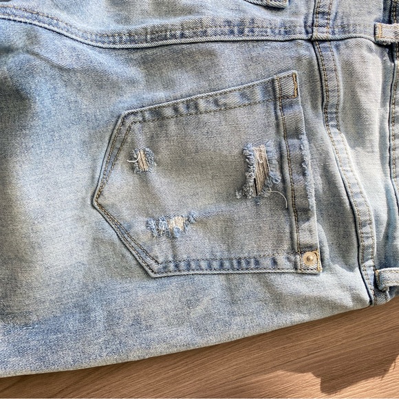 INC denim jeans Size us2/ 26. Blue ripped straight leg - Picture 5 of 9